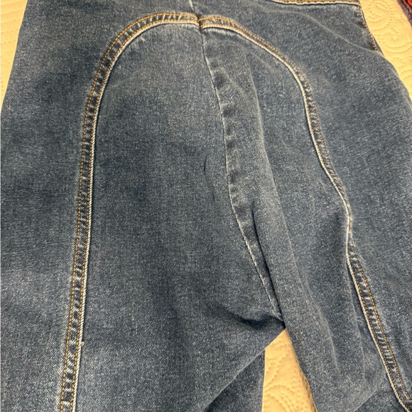 REVICE Dark Blue Women's Jeans - Picture 6 of 7